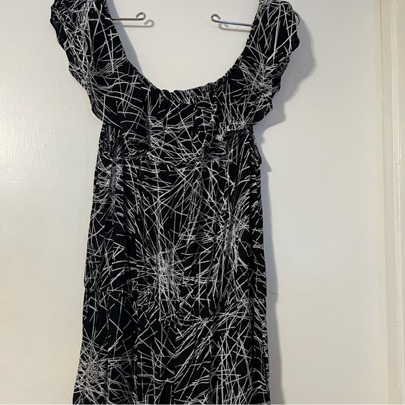 Diane von Furstenberg Adele Off-the-Shoulder Jumpsuit Sz 8 - Picture 4 of 16